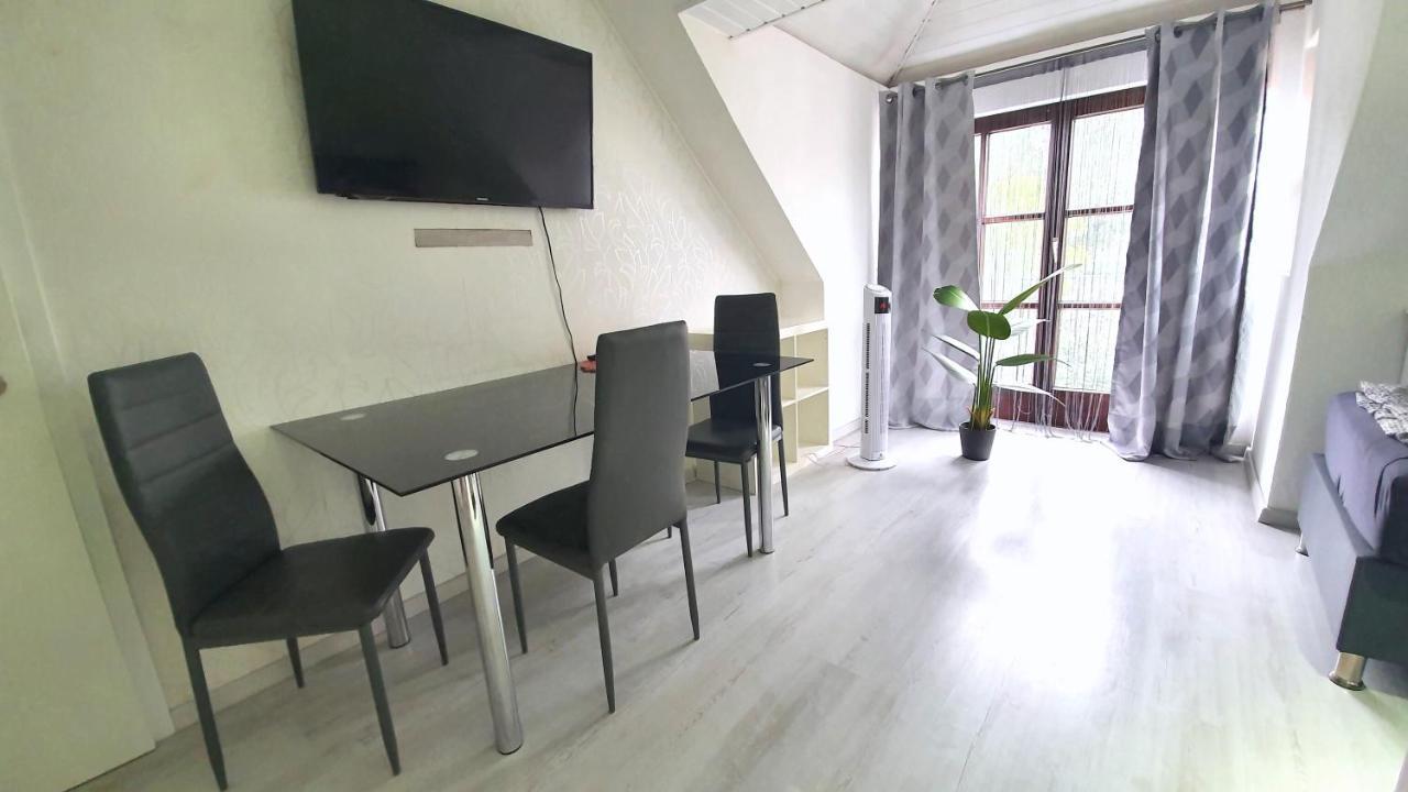 Neuburg Ferienwohnung Am Schloss Neuburg an Der Donau Ngoại thất bức ảnh